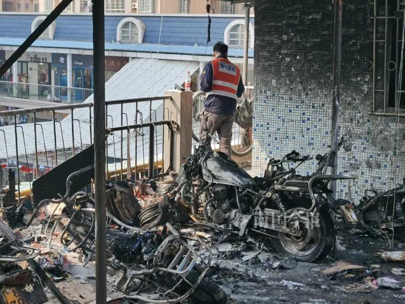 1614043202659477.jpg 2.jpg